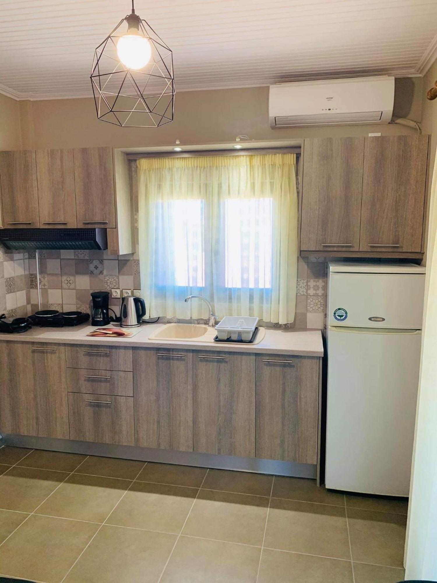 Finikes Apartments สตูปา ห้อง รูปภาพ